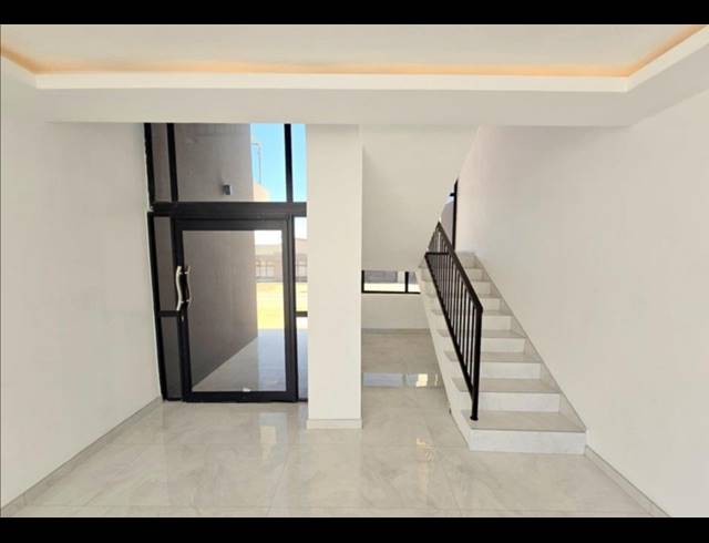 4 BEDROOM HOUSE FOR SALE IN BENDOR